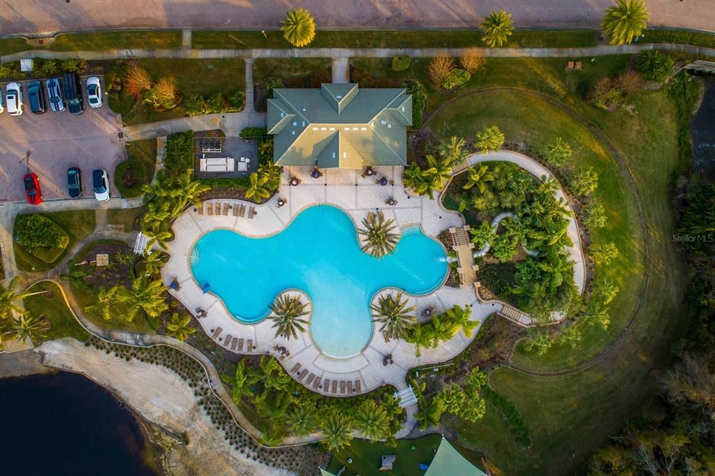 Active With Contract: $585,000 (5 beds, 3 baths, 3284 Square Feet)