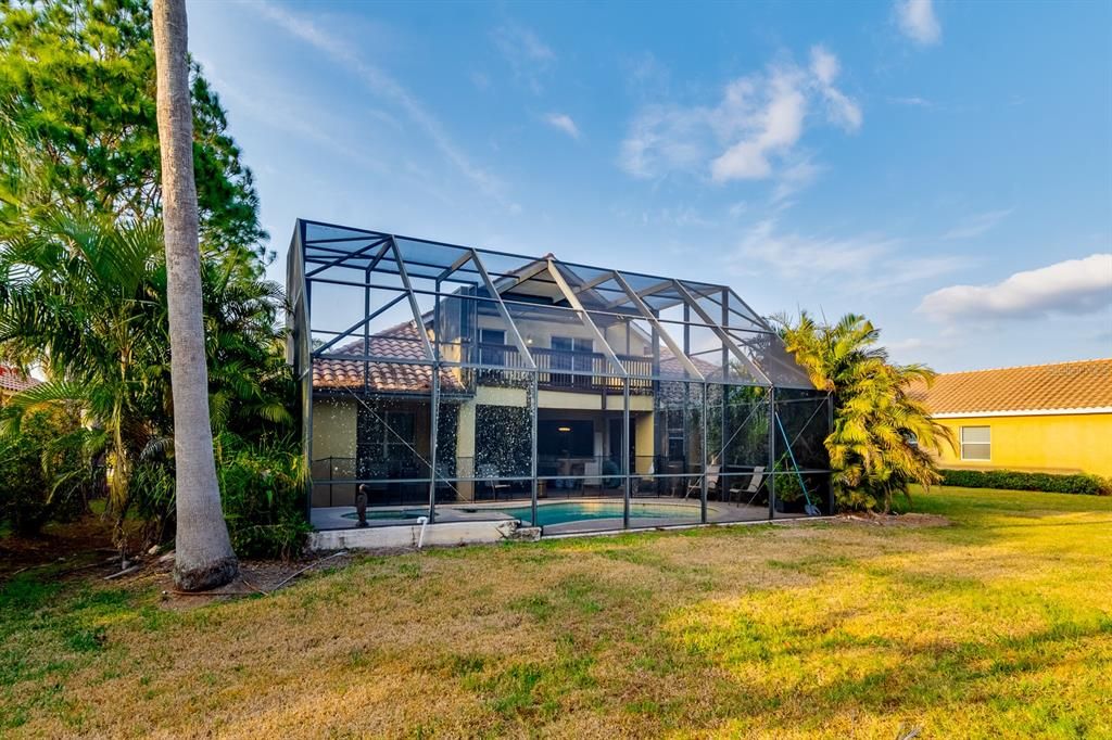 Active With Contract: $585,000 (5 beds, 3 baths, 3284 Square Feet)