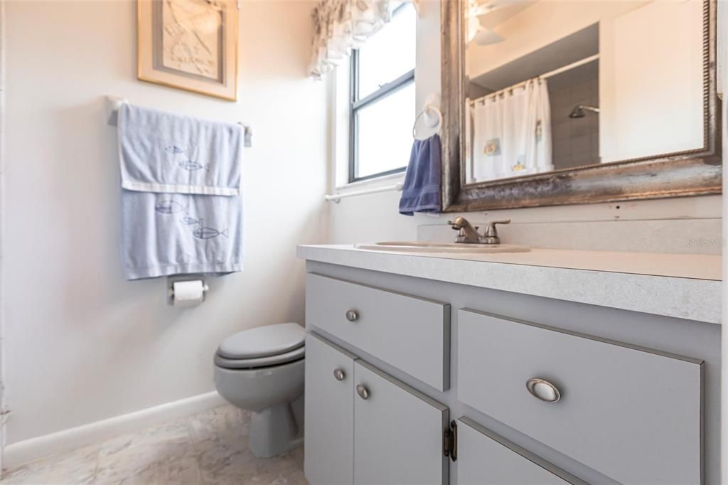 待售: $485,000 (3 贝兹, 3 浴室, 2544 平方英尺)