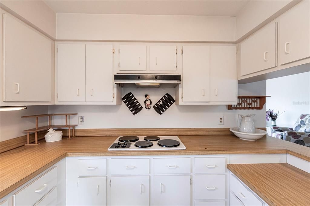 待售: $485,000 (3 贝兹, 3 浴室, 2544 平方英尺)