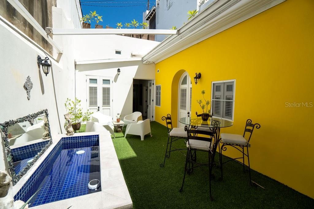Activo con contrato: $1,899,000 (2 camas, 2 baños, 1913 Pies cuadrados)