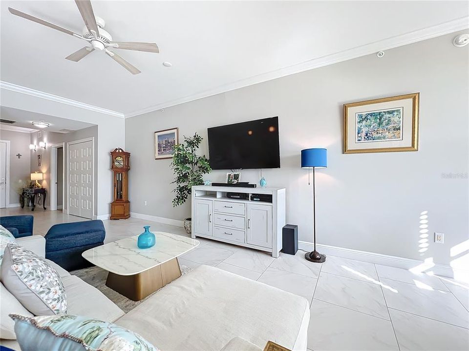For Sale: $489,000 (3 beds, 3 baths, 1568 Square Feet)
