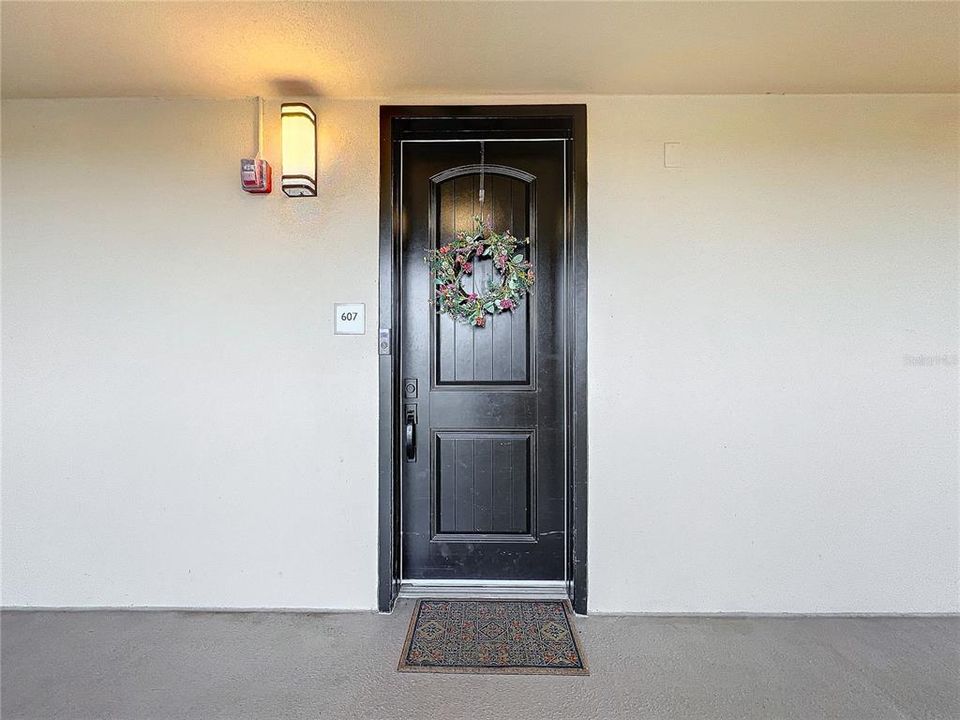 For Sale: $489,000 (3 beds, 3 baths, 1568 Square Feet)