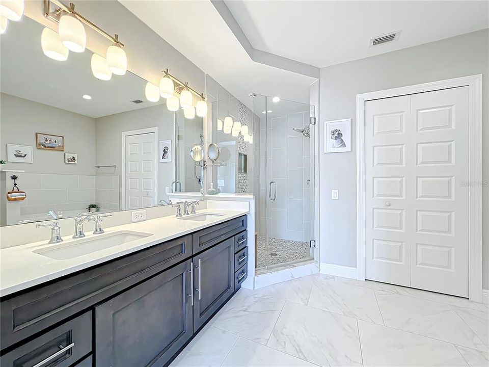 For Sale: $489,000 (3 beds, 3 baths, 1568 Square Feet)