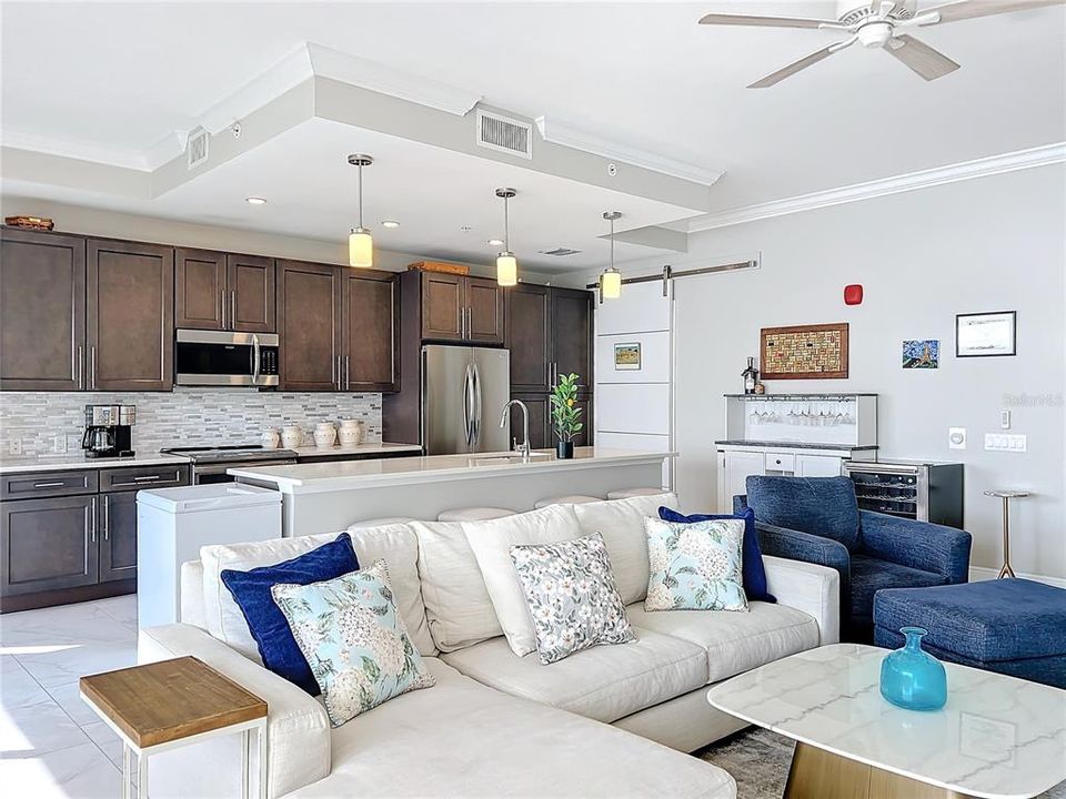 For Sale: $489,000 (3 beds, 3 baths, 1568 Square Feet)