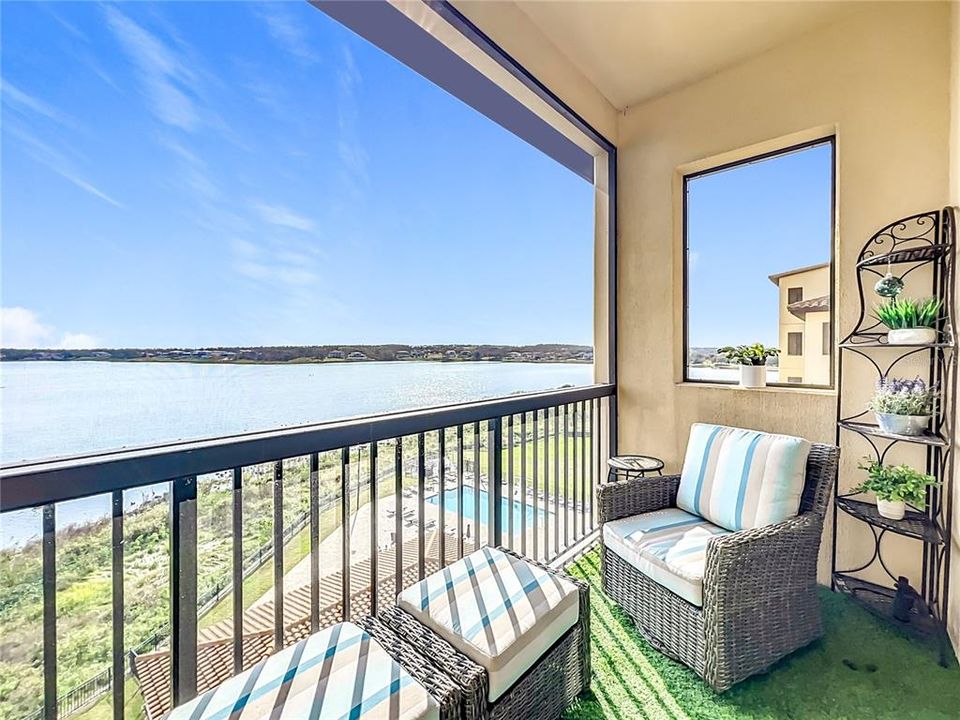 For Sale: $489,000 (3 beds, 3 baths, 1568 Square Feet)