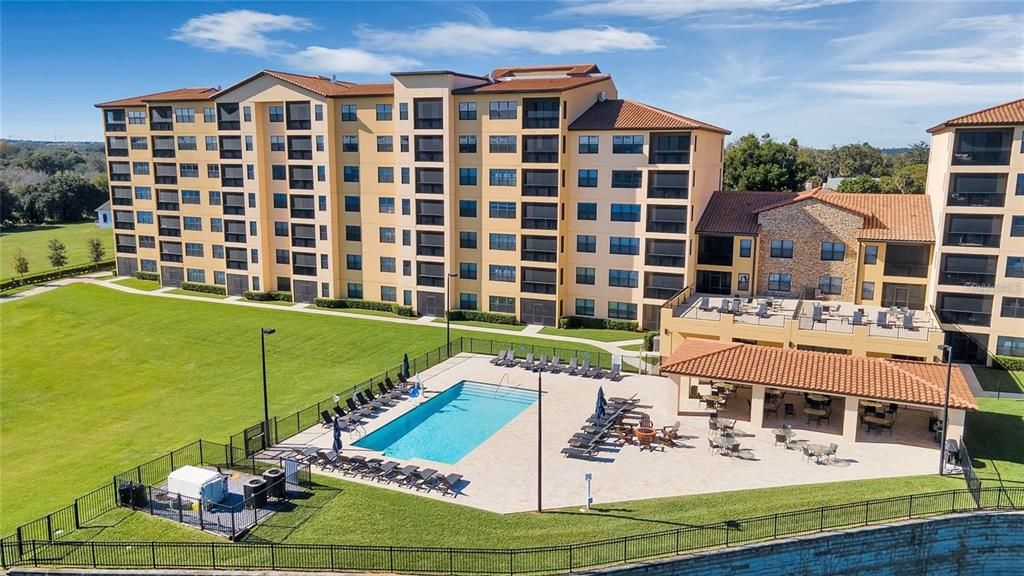 For Sale: $489,000 (3 beds, 3 baths, 1568 Square Feet)