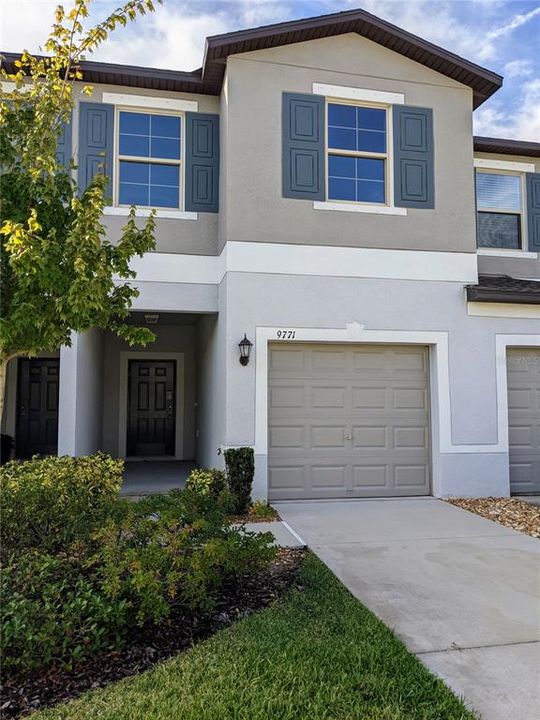 Recently Rented: $2,025 (3 beds, 2 baths, 1634 Square Feet)