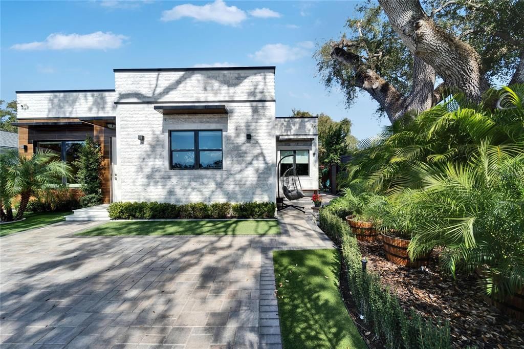 На продажу: $924,999 (3 спален, 2 ванн, 1713 Квадратных фут)