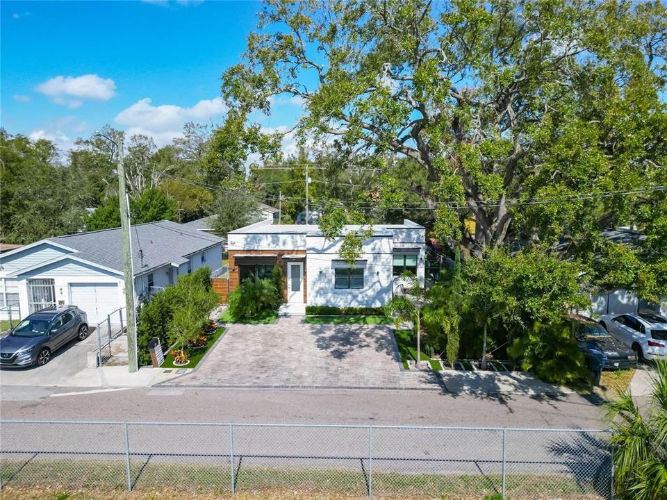 На продажу: $924,999 (3 спален, 2 ванн, 1713 Квадратных фут)