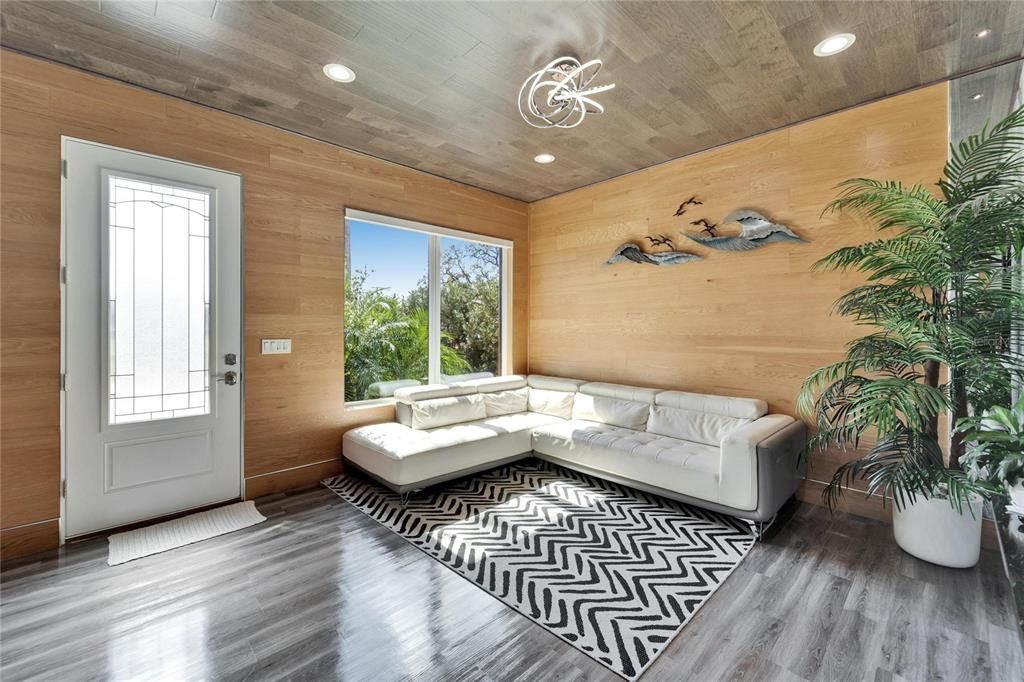 На продажу: $924,999 (3 спален, 2 ванн, 1713 Квадратных фут)