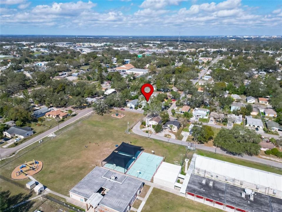 На продажу: $924,999 (3 спален, 2 ванн, 1713 Квадратных фут)