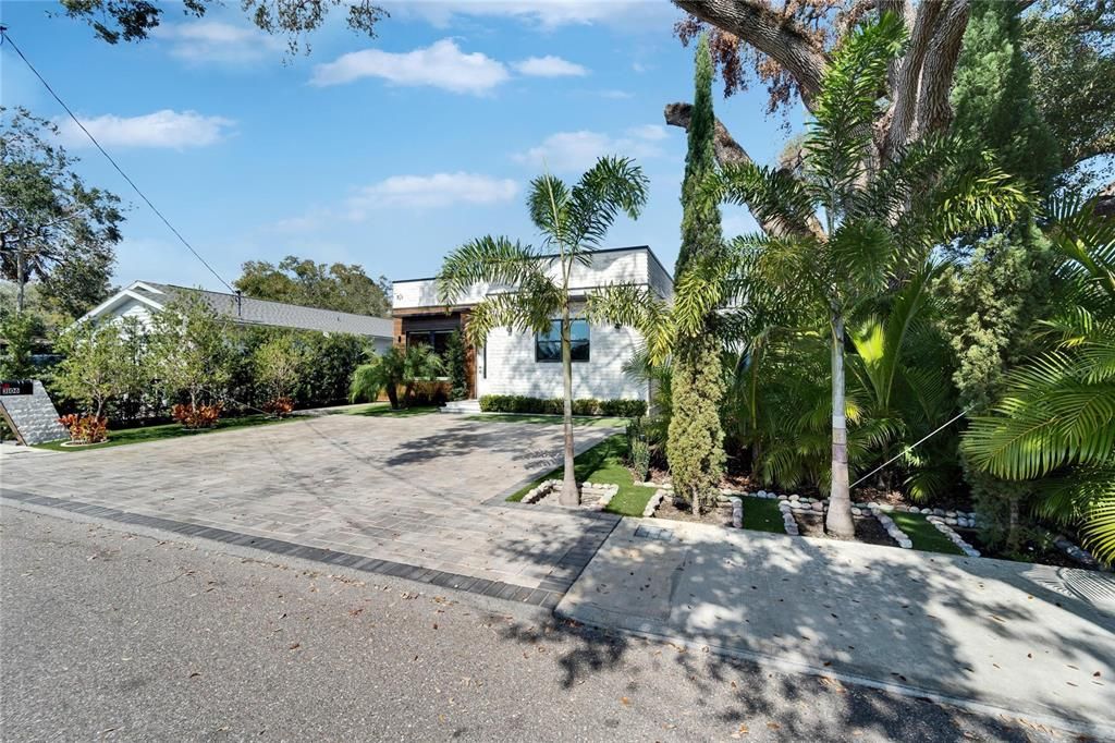 На продажу: $924,999 (3 спален, 2 ванн, 1713 Квадратных фут)