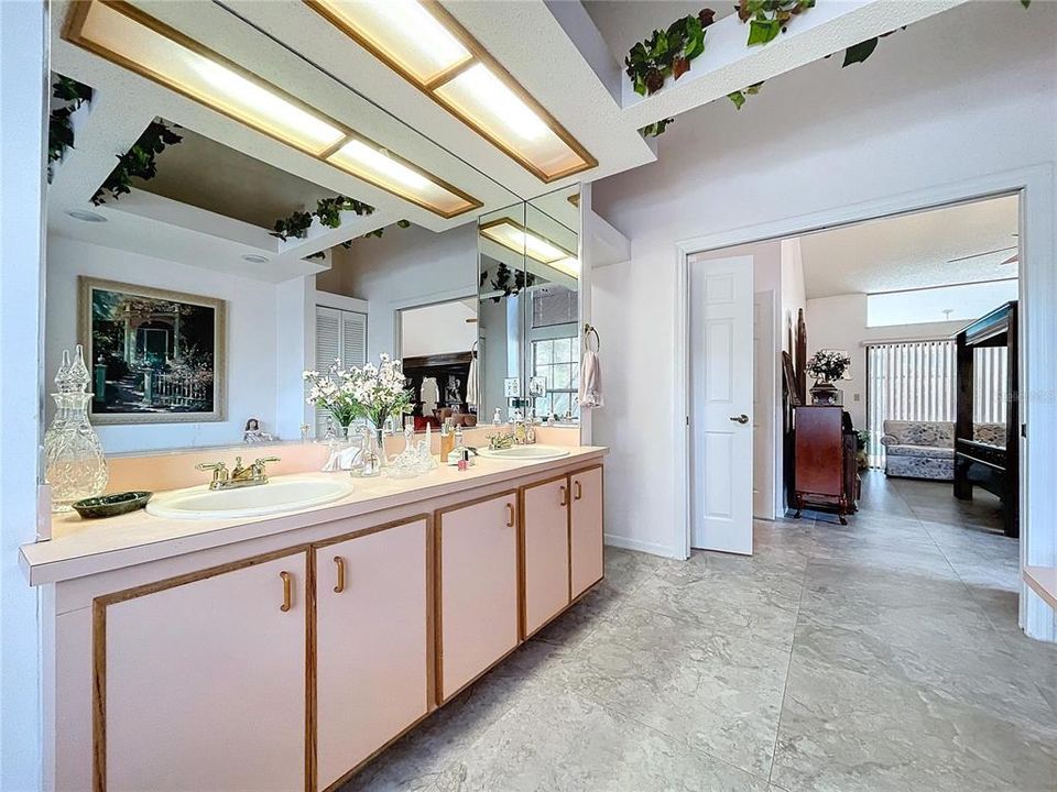 待售: $1,900,000 (0 贝兹, 0 浴室, 0 平方英尺)