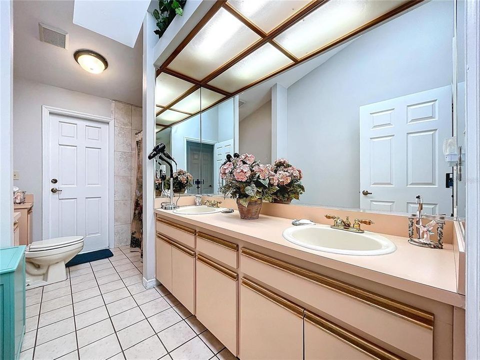 待售: $1,900,000 (0 贝兹, 0 浴室, 0 平方英尺)