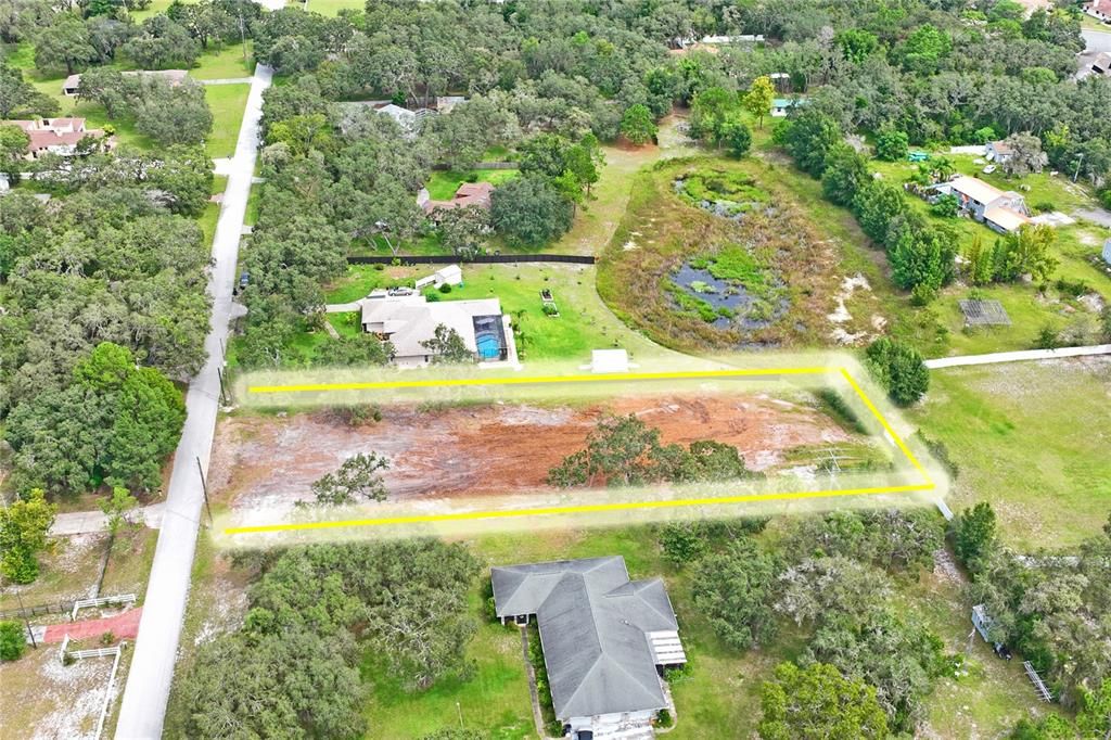 En Venta: $90,000 (1.10 acres)