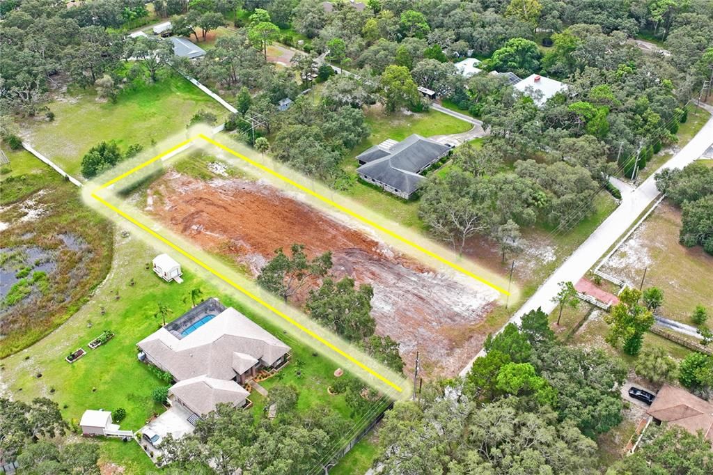 En Venta: $90,000 (1.10 acres)