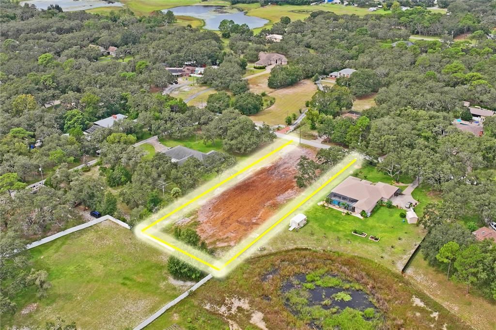 En Venta: $90,000 (1.10 acres)