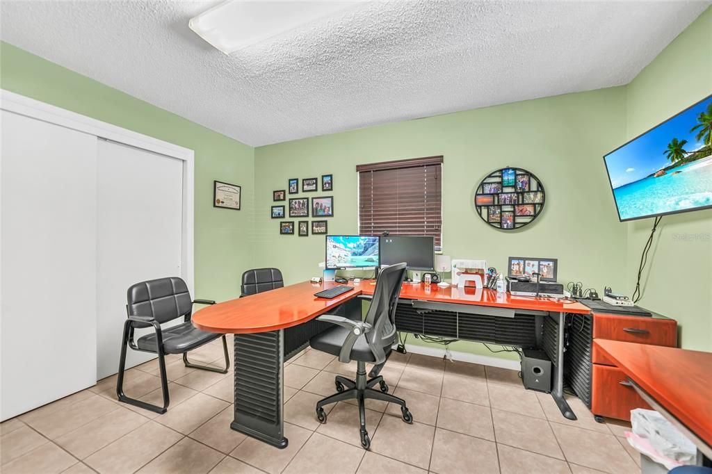 For Sale: $349,000 (0 beds, 0 baths, 1968 Square Feet)