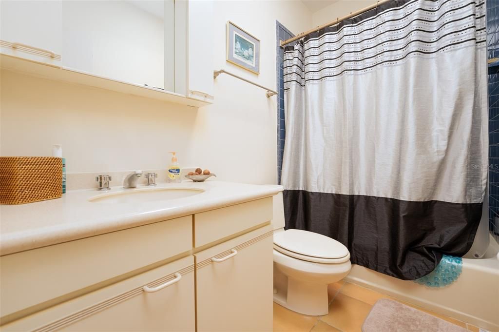 For Rent: $7,500 (3 beds, 3 baths, 2250 Square Feet)