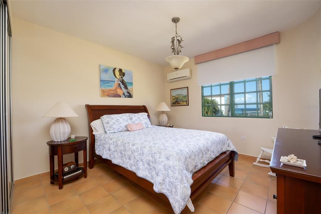 For Rent: $7,500 (3 beds, 3 baths, 2250 Square Feet)