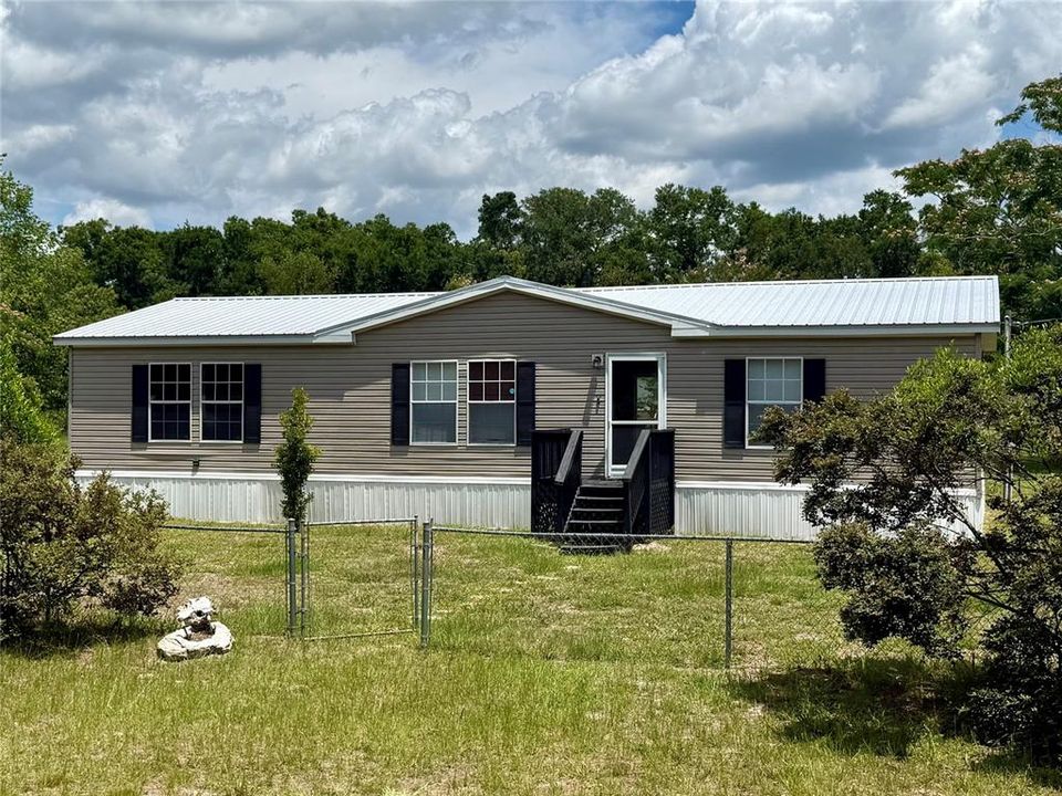 Недавно продано: $235,000 (3 спален, 2 ванн, 1512 Квадратных фут)