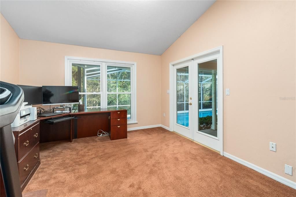 Activo con contrato: $650,000 (5 camas, 4 baños, 2918 Pies cuadrados)