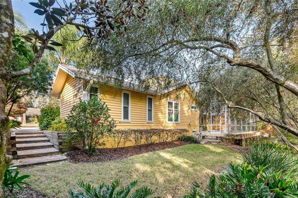 Activo con contrato: $650,000 (5 camas, 4 baños, 2918 Pies cuadrados)