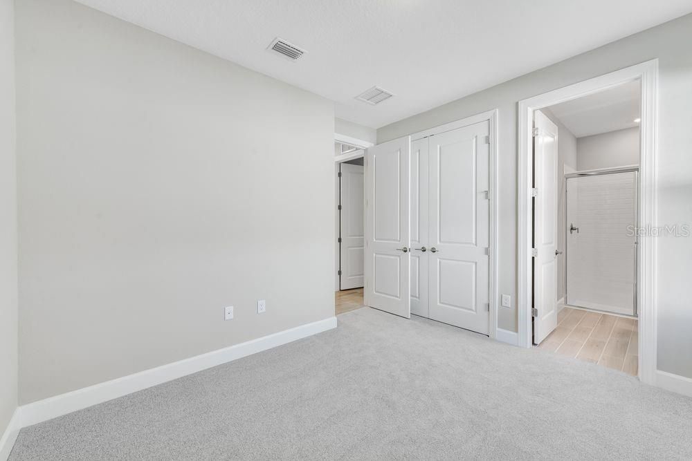 Active With Contract: $674,494 (3 beds, 3 baths, 2267 Square Feet)