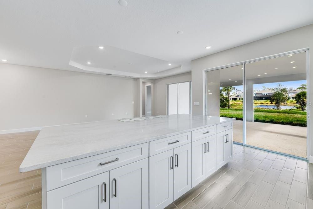 Active With Contract: $674,494 (3 beds, 3 baths, 2267 Square Feet)