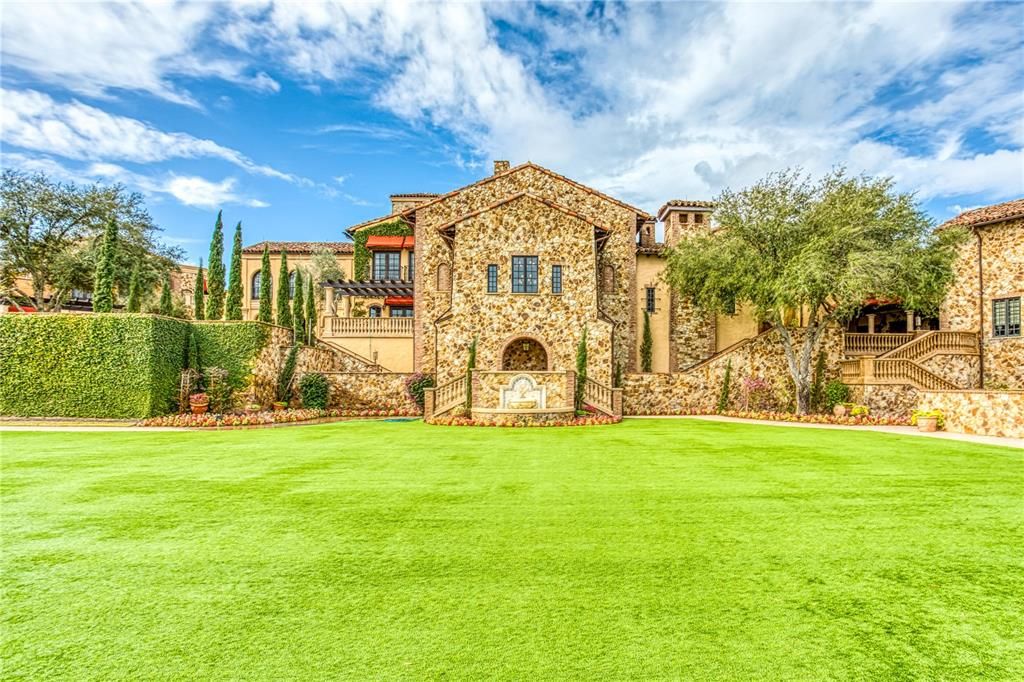 For Sale: $765,000 (0.26 acres)