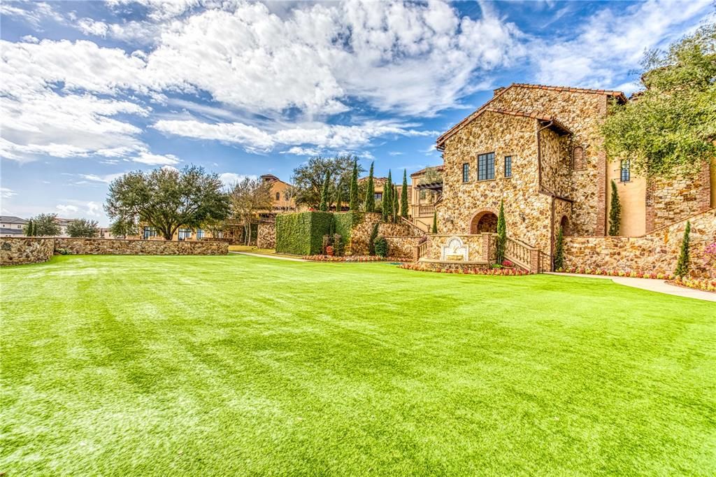 For Sale: $765,000 (0.26 acres)