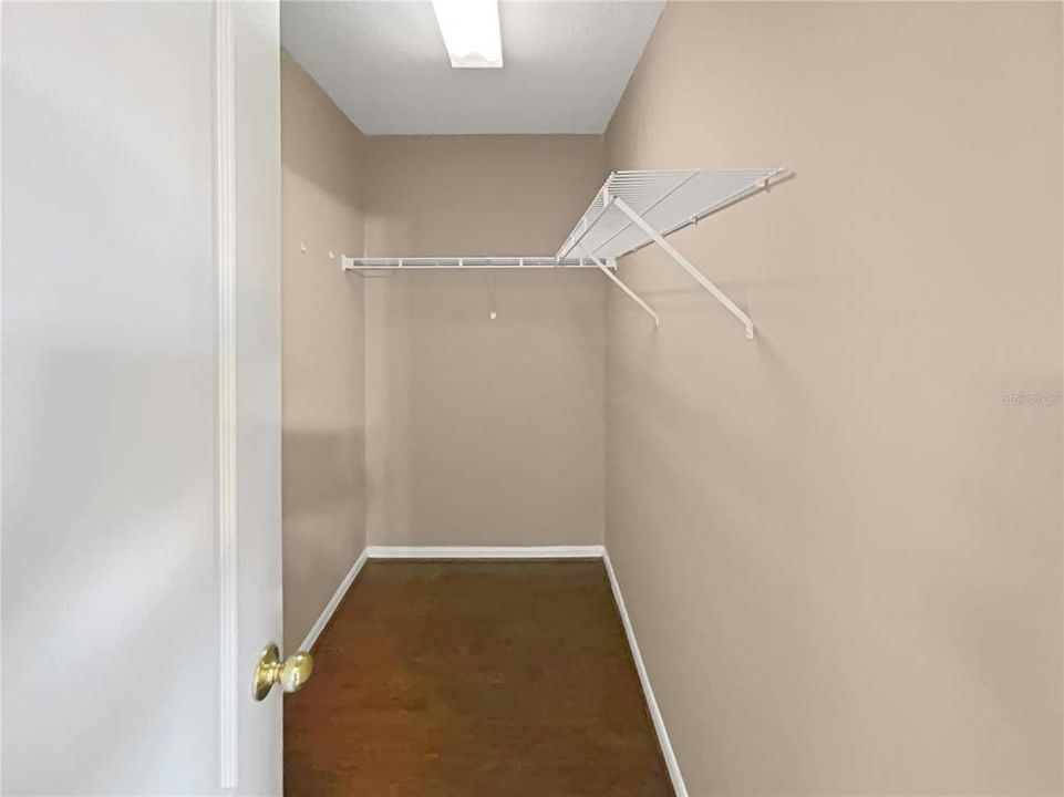 На продажу: $236,000 (3 спален, 2 ванн, 1832 Квадратных фут)