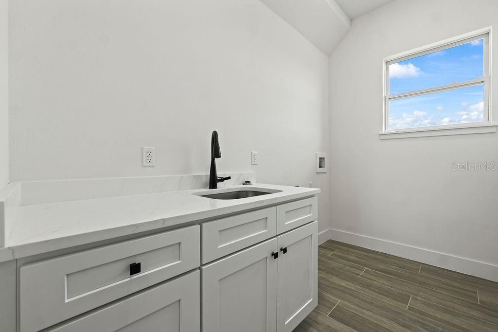 For Sale: $765,000 (4 beds, 3 baths, 2789 Square Feet)