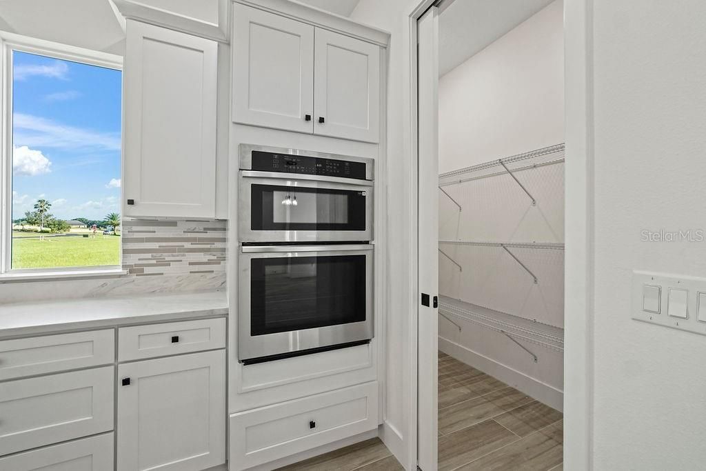 For Sale: $765,000 (4 beds, 3 baths, 2789 Square Feet)