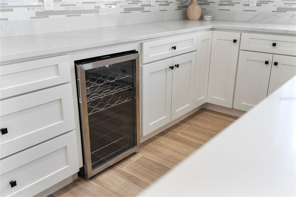 For Sale: $765,000 (4 beds, 3 baths, 2789 Square Feet)