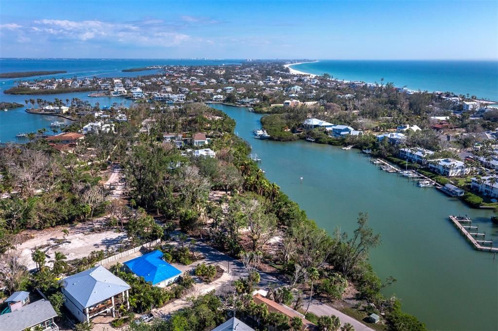 待售: $2,550,000 (0.91 acres)