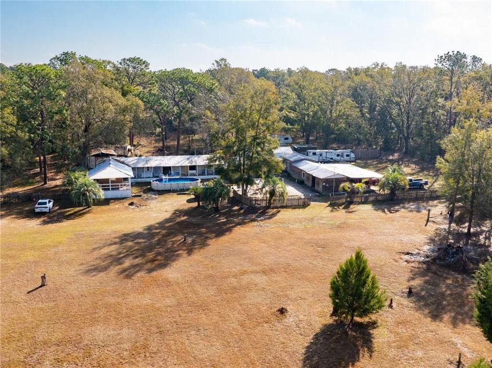 En Venta: $349,900 (2 camas, 2 baños, 3014 Pies cuadrados)