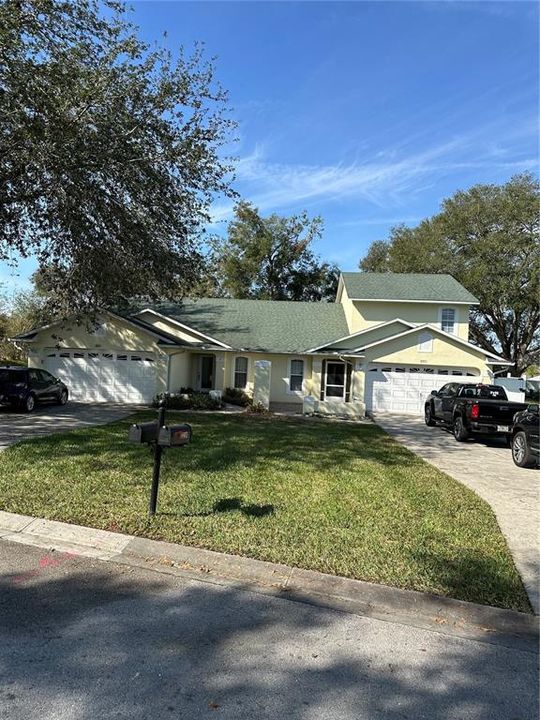 Recently Rented: $2,100 (3 beds, 2 baths, 1651 Square Feet)