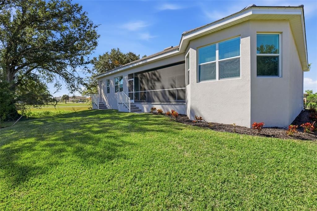 Active With Contract: $418,297 (3 beds, 2 baths, 2361 Square Feet)