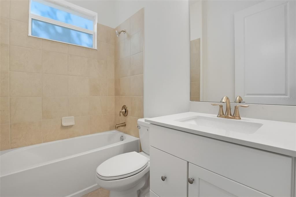 Active With Contract: $418,297 (3 beds, 2 baths, 2361 Square Feet)