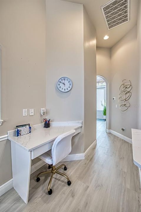 待售: $725,000 (4 贝兹, 3 浴室, 2482 平方英尺)