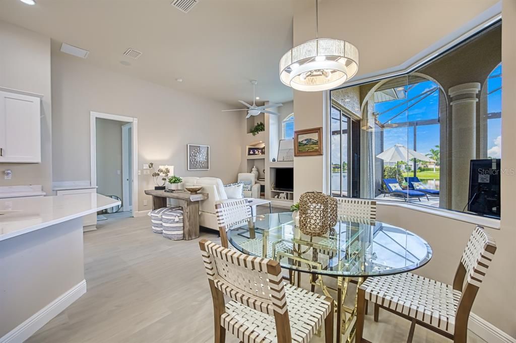 待售: $725,000 (4 贝兹, 3 浴室, 2482 平方英尺)