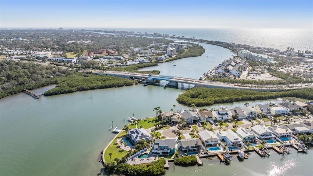 For Sale: $2,200,000 (5 beds, 4 baths, 3281 Square Feet)