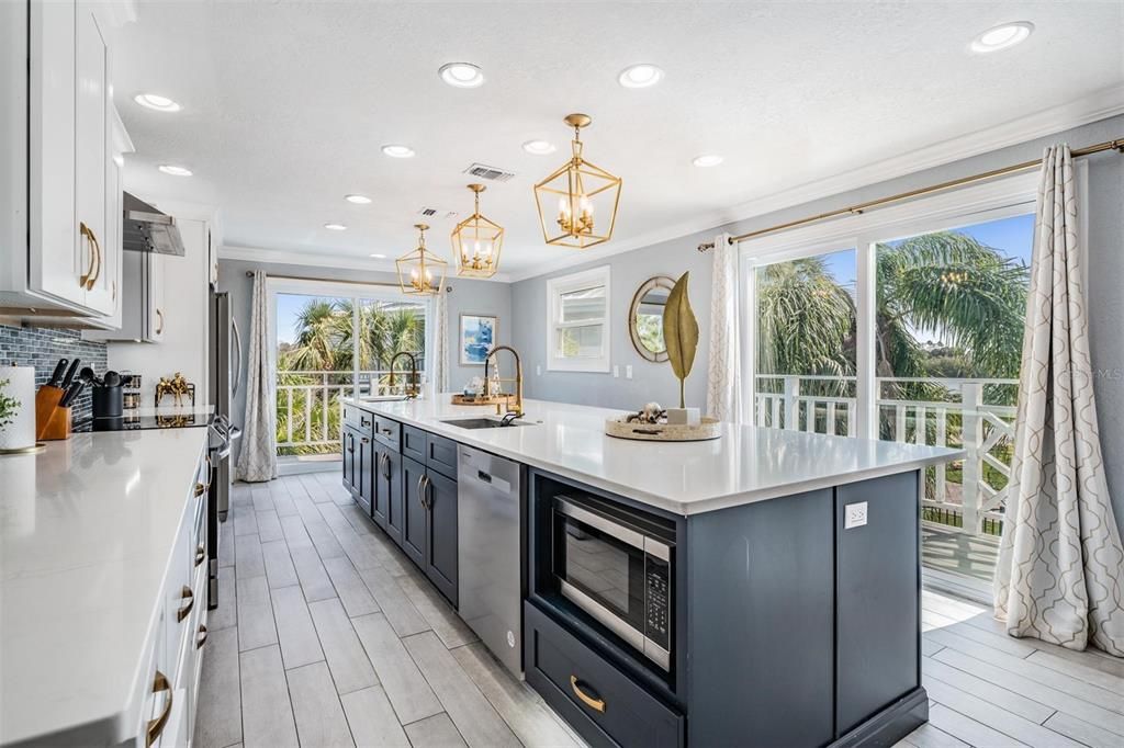 For Sale: $2,200,000 (5 beds, 4 baths, 3281 Square Feet)