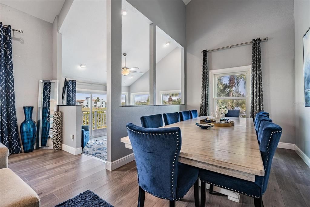 For Sale: $2,200,000 (5 beds, 4 baths, 3281 Square Feet)