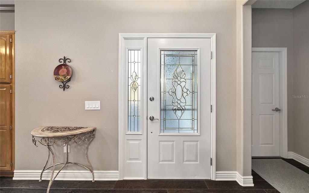 For Sale: $1,425,000 (6 beds, 5 baths, 4808 Square Feet)