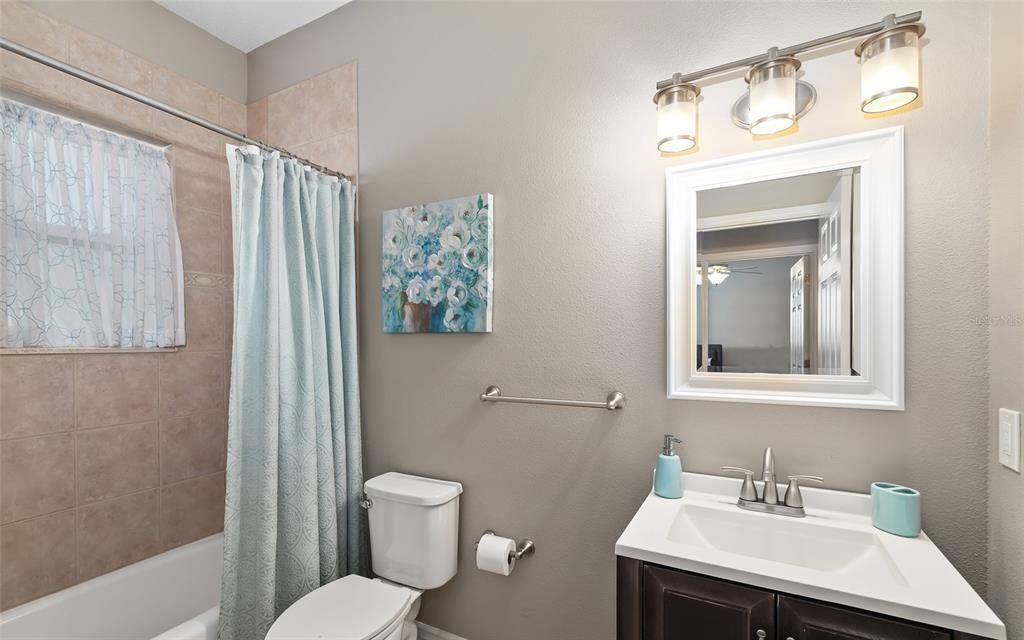 For Sale: $1,425,000 (6 beds, 5 baths, 4808 Square Feet)