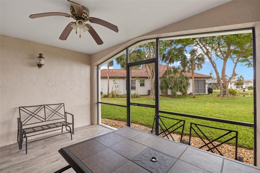 For Sale: $249,900 (2 beds, 2 baths, 1311 Square Feet)