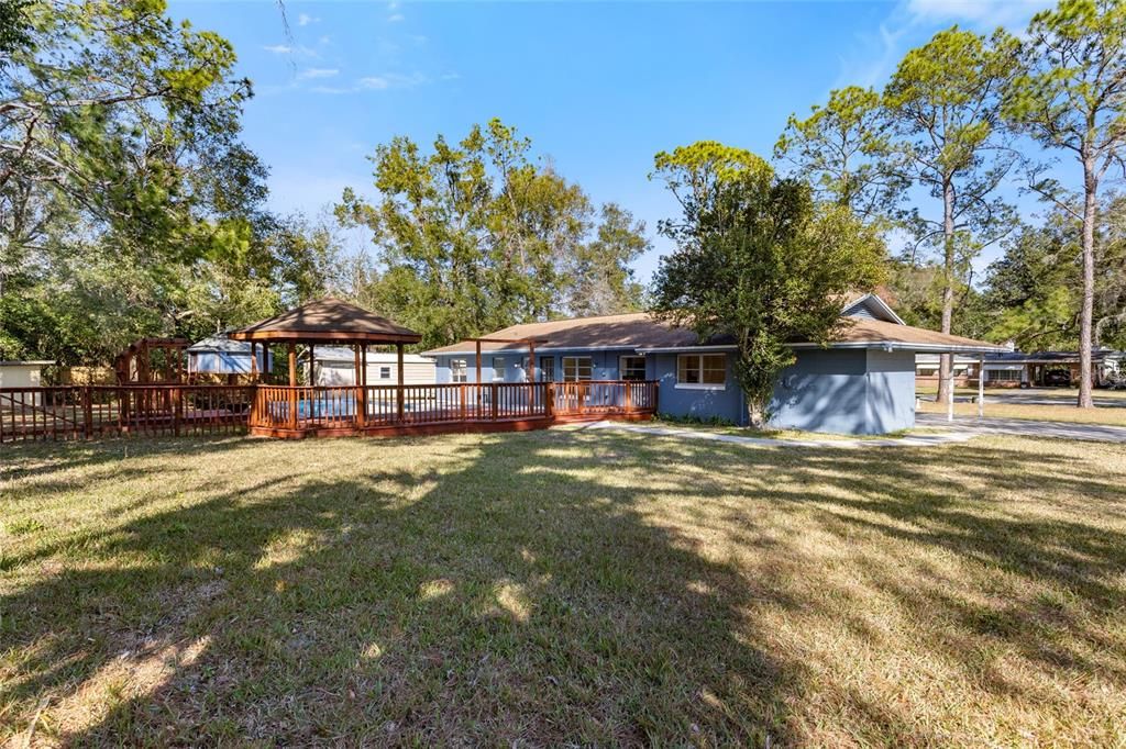 Activo con contrato: $310,000 (3 camas, 2 baños, 1963 Pies cuadrados)